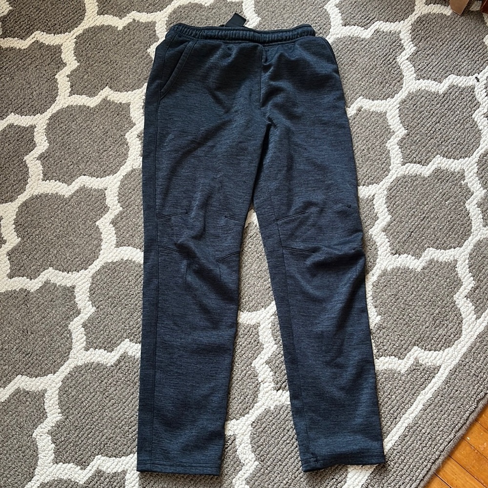 Boy Athletic Pant, Dark Grey, good used condition Size 10/12